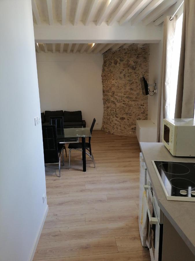 Au Thiernois Apartman Thiers Kültér fotó